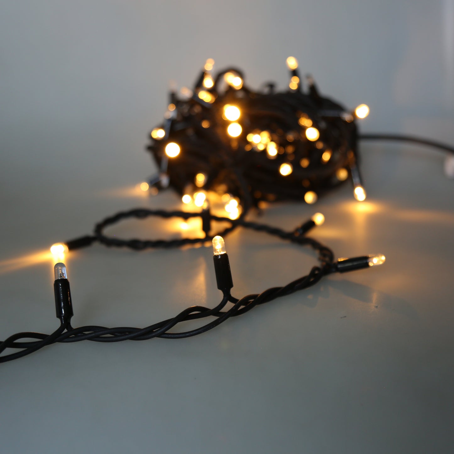 Slow flashing String lights. Outdoor Christmas lights LED - warm white - 10 meter - Santa's Light Shop